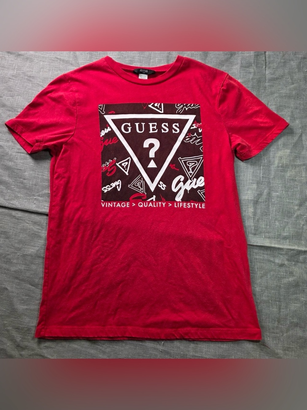 GUESS Kids Red Graphic T-Shirt Big Boys Size L (16-18) Triangle Logo Short Sleev